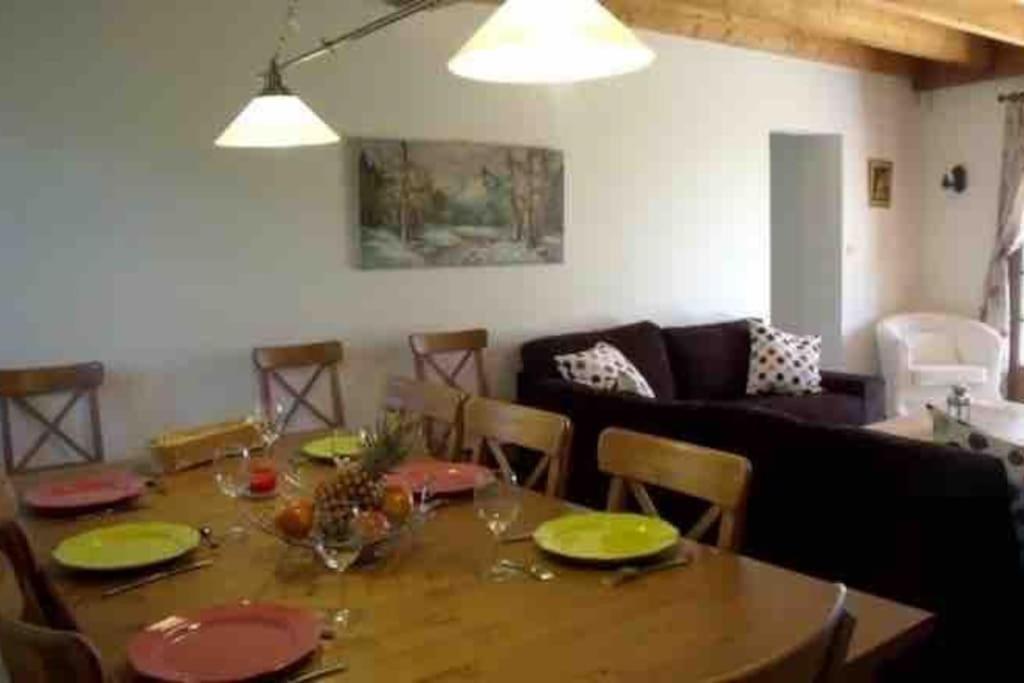 Grande Maison Avec Parc De 6000M2 Pompiey Bagian luar foto